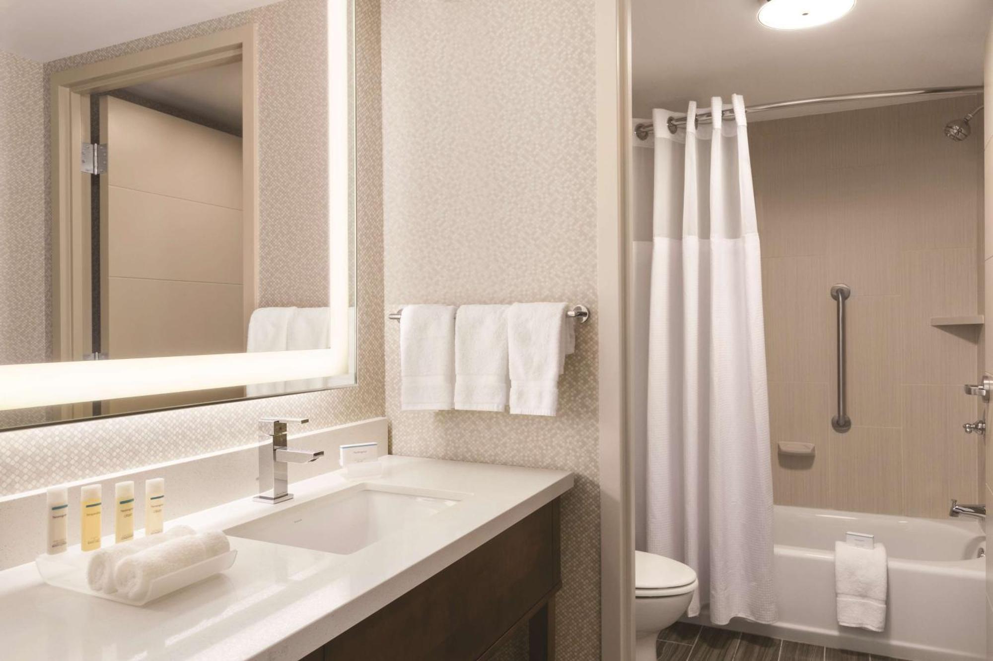 Homewood Suites By Hilton Washington Dc Capitol-Navy Yard Exterior photo